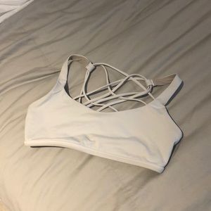 Lululemon free to be wild bra white